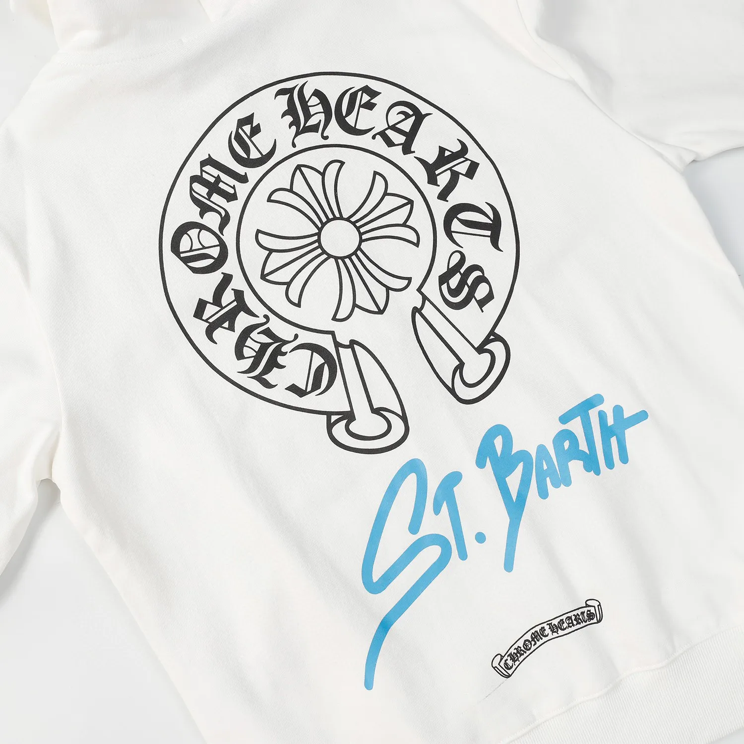 Q05—P230 -Chrome Hearts/Chrome Hearts printed zipper sweatshirt cardigan jacket -420 grams of high-density, high-quality wool, soft, delicate and skin-friendly, soft and silky to the touch, warm and skin-friendly -The hardware zipper accessories are all customized and full of details -Colour: black white -Size: S M L XL